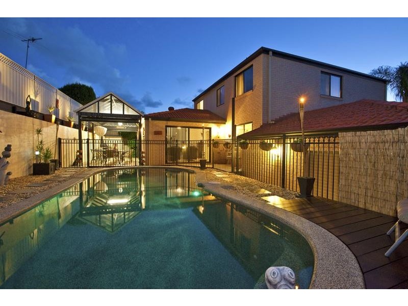 Valentine NSW 2280