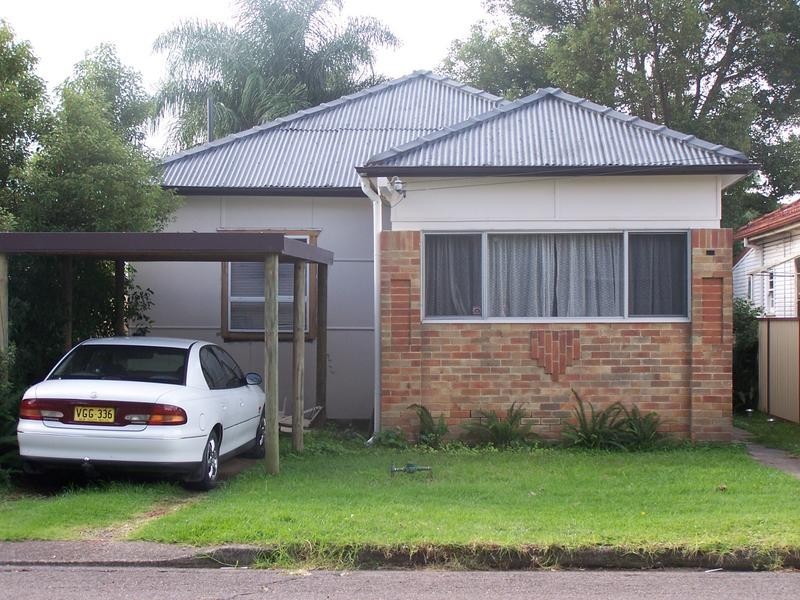 17 Herbert Street, Belmont NSW 2280