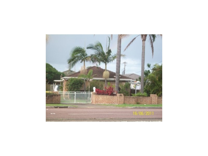 745 Pacific Highway, Belmont South NSW 2280