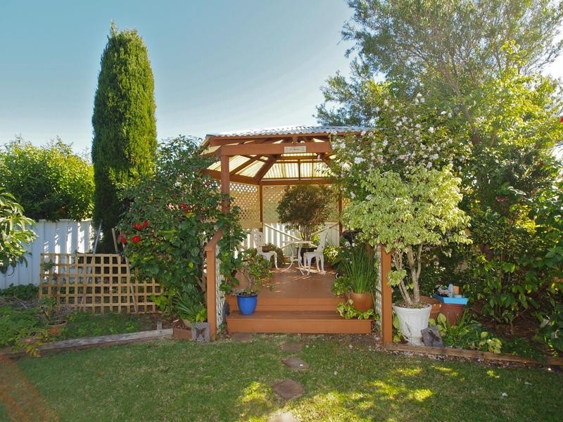 30 Ruston Avenue, Valentine NSW 2280