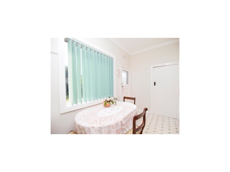 31 Vista Parade, Belmont NSW 2280