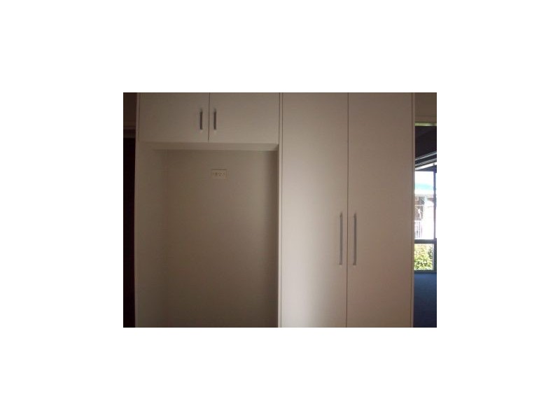 11 Mary Avenue, Belmont NSW 2280