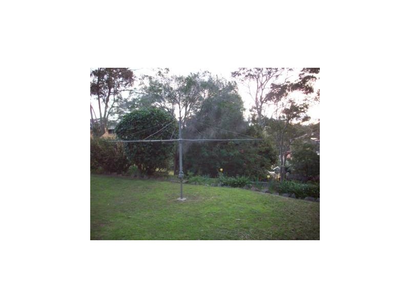 11 Mary Avenue, Belmont NSW 2280