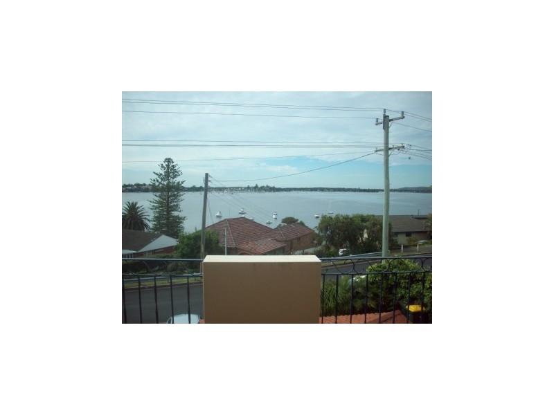 53 Ross Street, Belmont NSW 2280