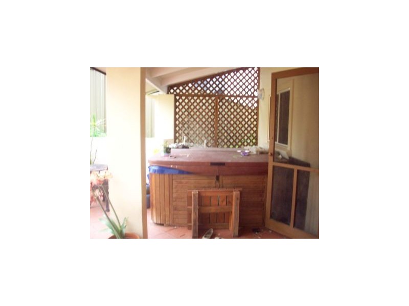 53 Ross Street, Belmont NSW 2280