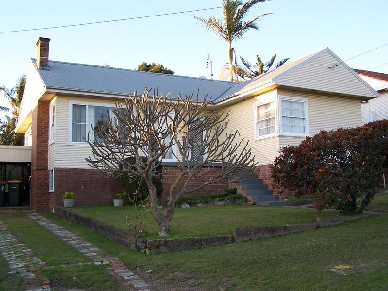 229 Wommara Avenue, Belmont North NSW 2280