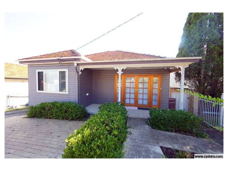 39 Chapman Street, Charlestown NSW 2290