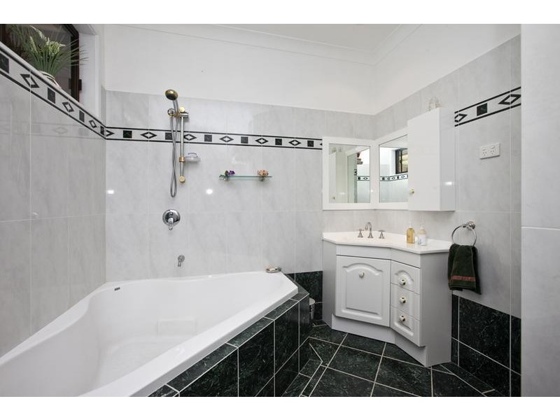Belmont North NSW 2280