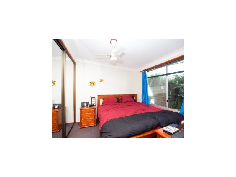 8 Dalton Close, Belmont North NSW 2280