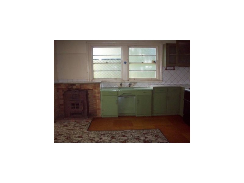 125 Marks Point Road, Marks Point NSW 2280