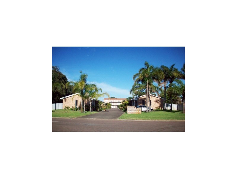 8/9 Haddon Cres, Marks Point NSW 2280