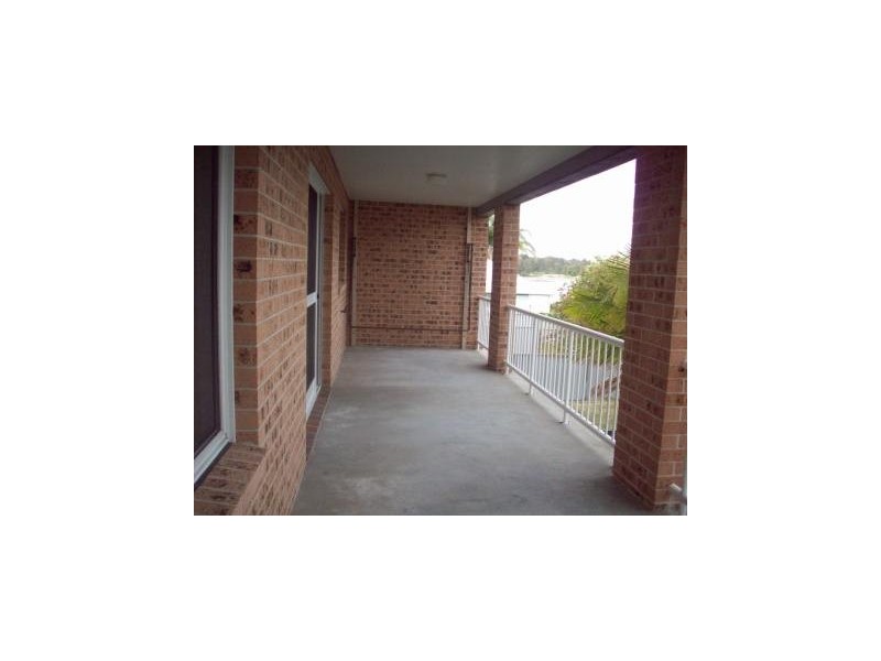 8/9 Haddon Cres, Marks Point NSW 2280