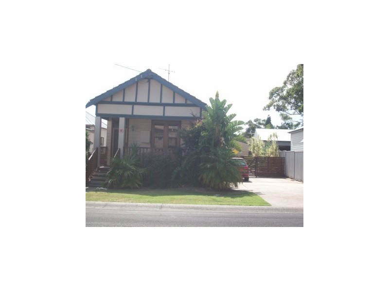8 Church Street, Belmont NSW 2280