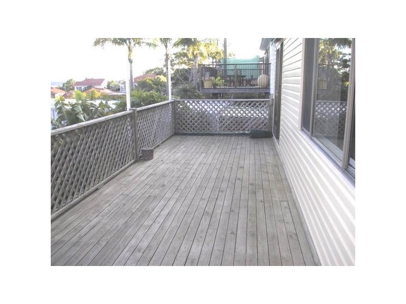 27 Vista Parade, Belmont NSW 2280