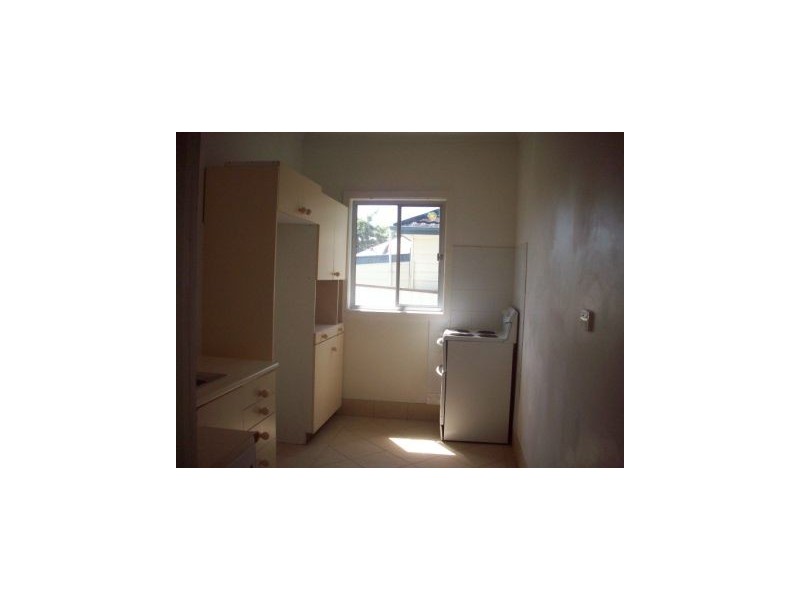 7 Evans Street, Belmont NSW 2280