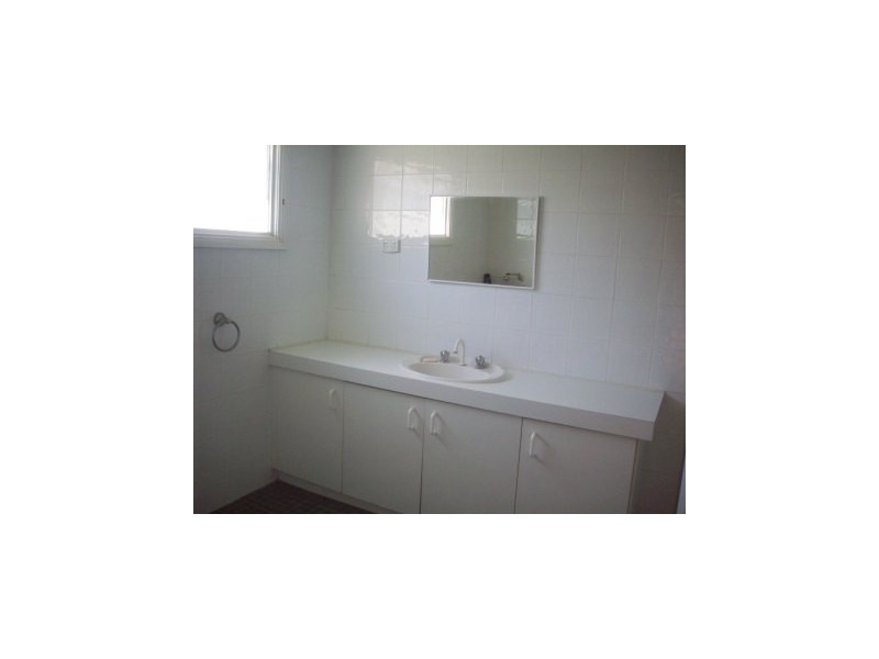 7 Evans Street, Belmont NSW 2280