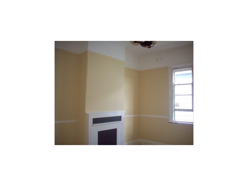 8a Young Road, Broadmeadow NSW 2292