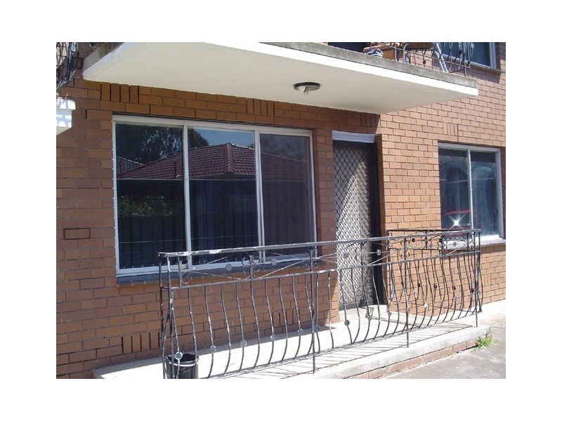 2/28 Salisbury Street, Werribee VIC 3030