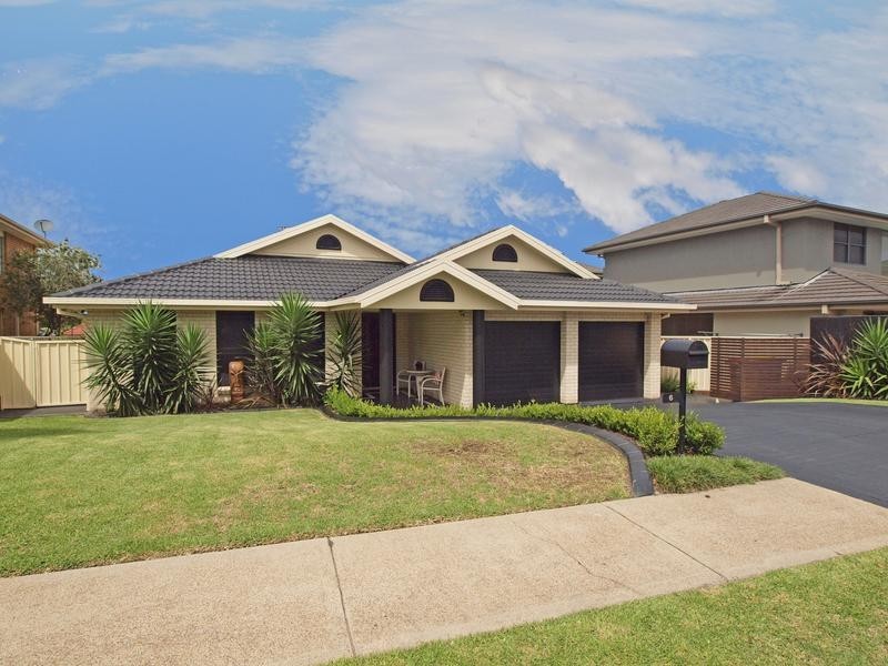 6 Seascape Drive, Redhead NSW 2290