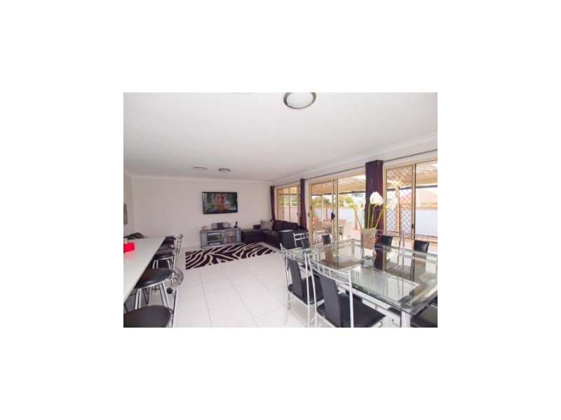 6 Seascape Drive, Redhead NSW 2290