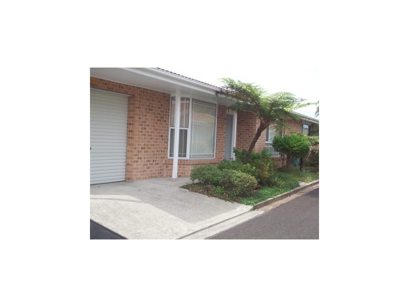 4/9 Haddon Cres, Marks Point NSW 2280