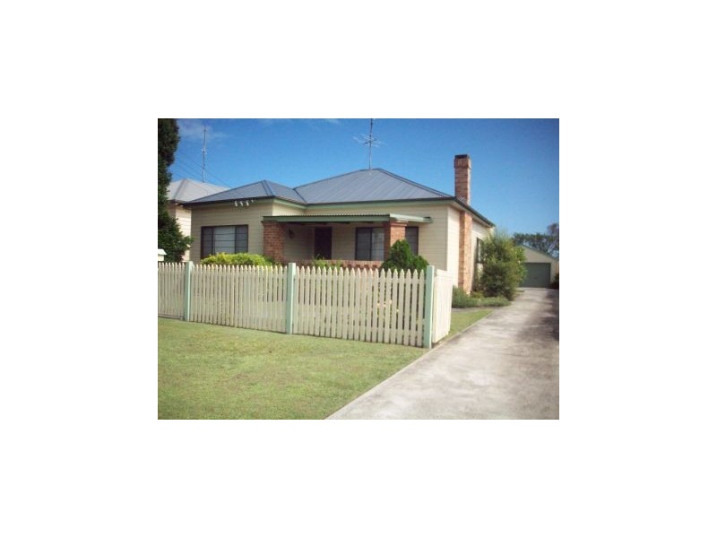 36 Deane Street, Belmont NSW 2280