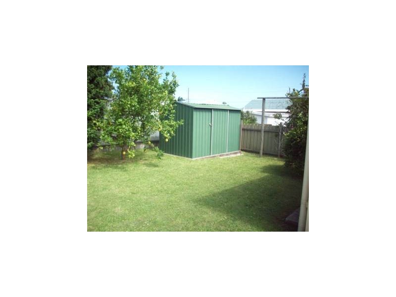36 Deane Street, Belmont NSW 2280