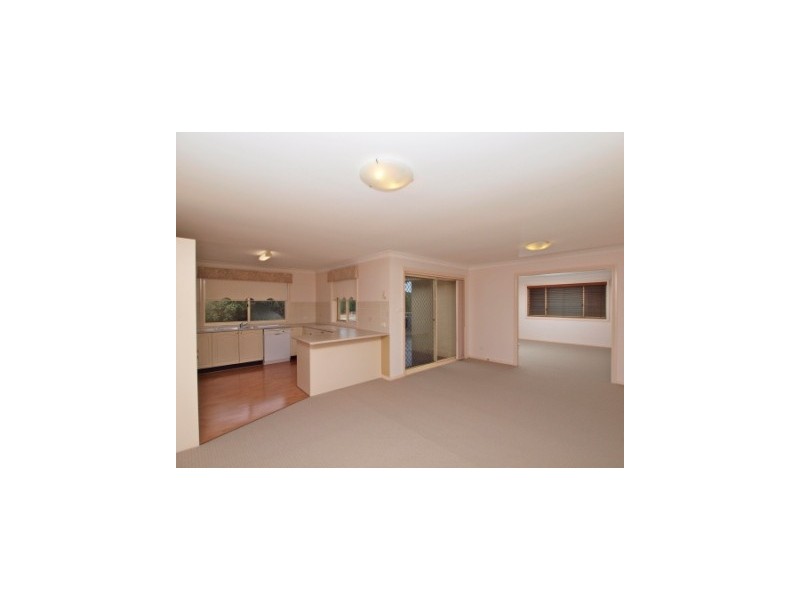 3 Mountbatten Place, Valentine NSW 2280