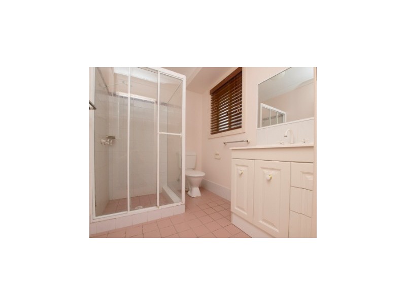 3 Mountbatten Place, Valentine NSW 2280