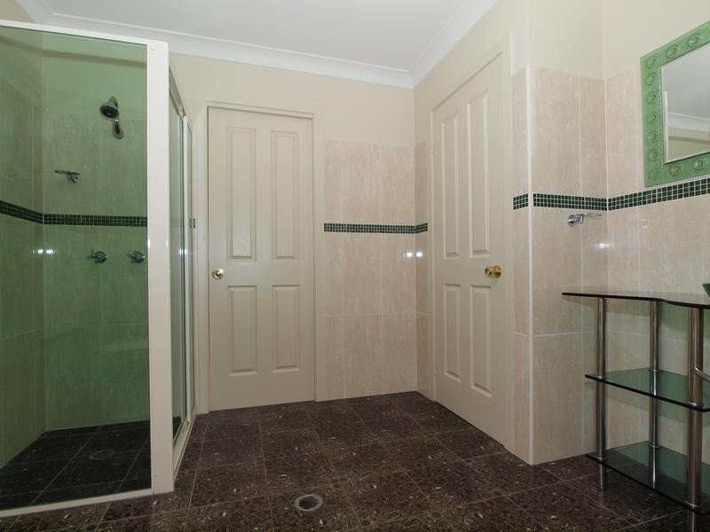 43 Hutchinson Street, Redhead NSW 2290