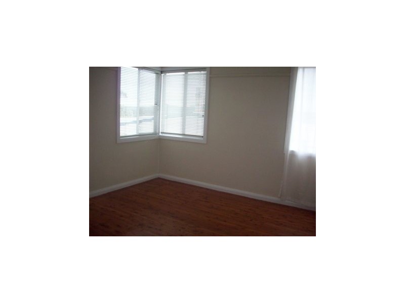 34 Beryl, Warners Bay NSW 2282