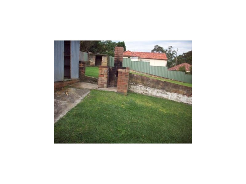 34 Beryl, Warners Bay NSW 2282