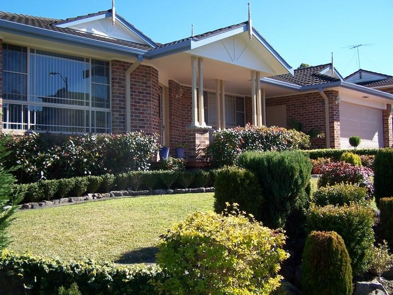 9 Agincourt Crescent, Valentine NSW 2280