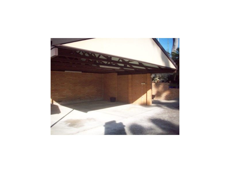 143 Marks Point Road, Marks Point NSW 2280