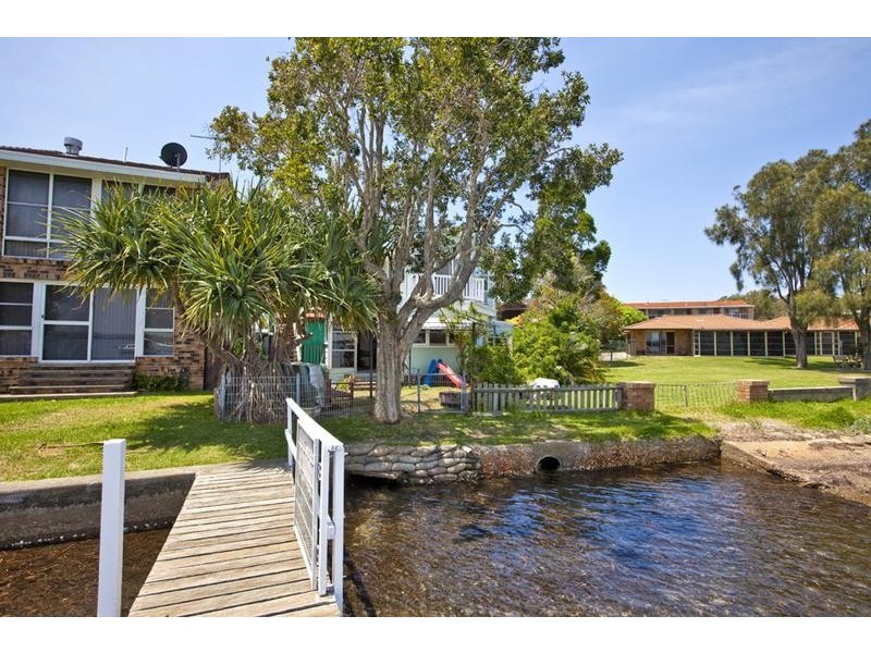 53 Marks Parade`, Marks Point NSW 2280