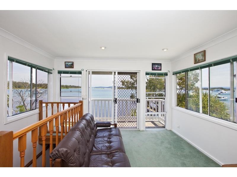 53 Marks Parade`, Marks Point NSW 2280