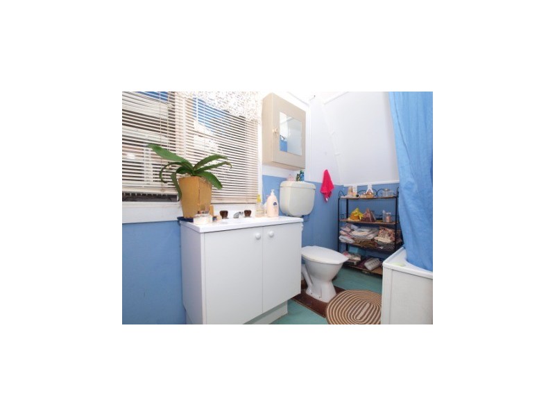 16 Arlington Street, Belmont North NSW 2280