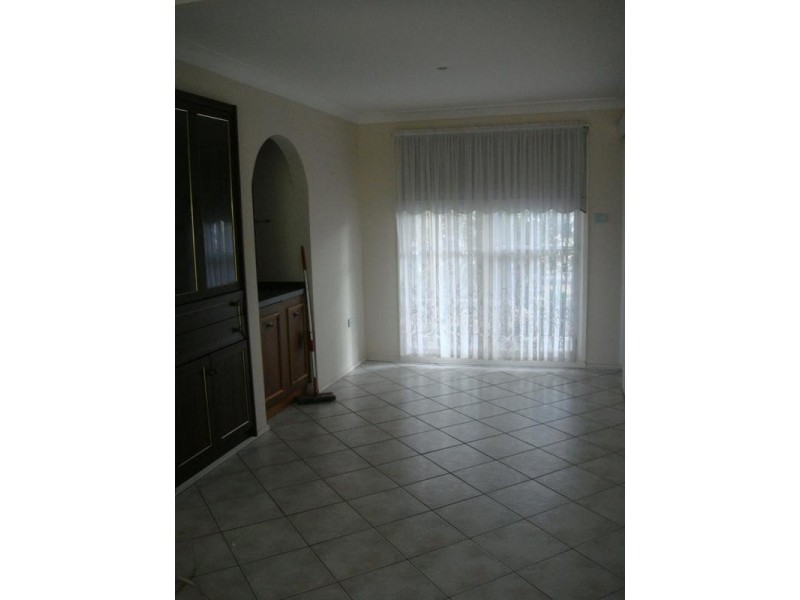 29 Ross Street, Belmont NSW 2280