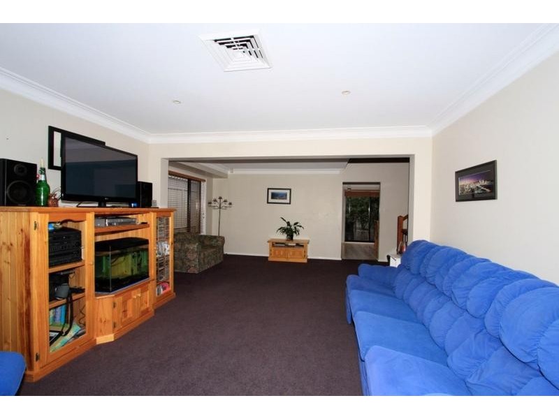 10 Callicoma Place, Redhead NSW 2290