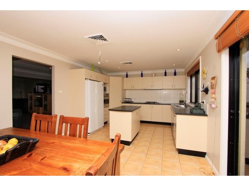 10 Callicoma Place, Redhead NSW 2290