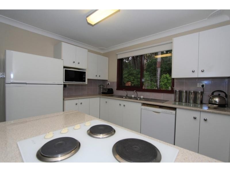 15 Alston Parade, Jewells NSW 2280