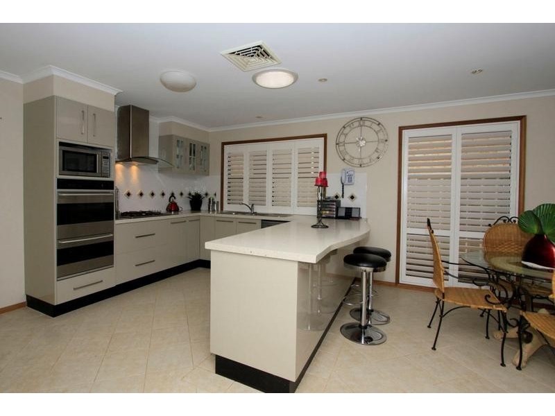 40 Geraldton Drive, Redhead NSW 2290