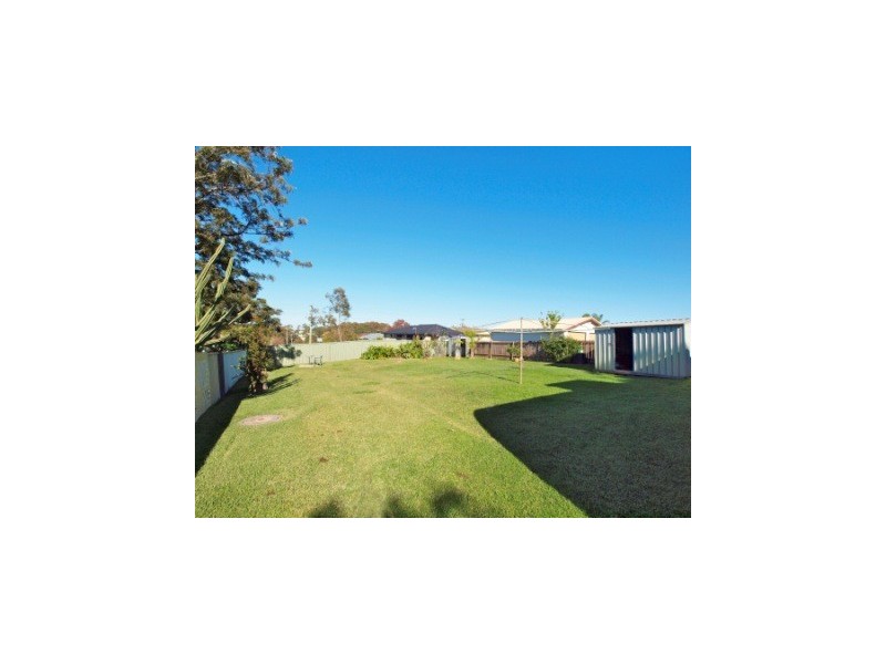 16 Arlington Street, Belmont North NSW 2280