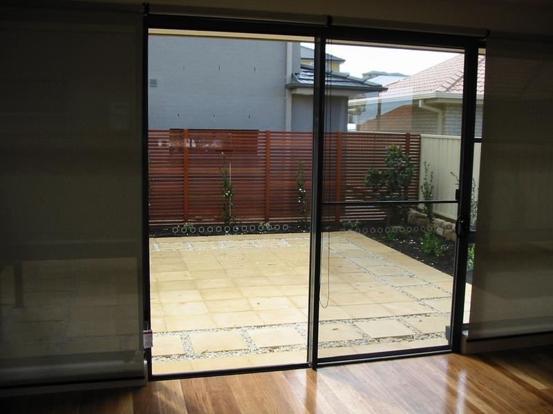 4/2 Seascape Drive, Redhead NSW 2290