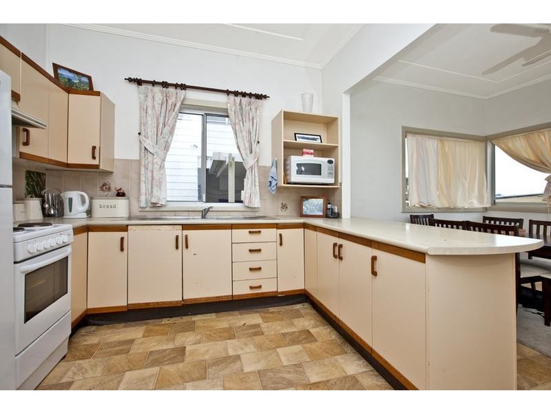 20 Evans Street, Belmont NSW 2280