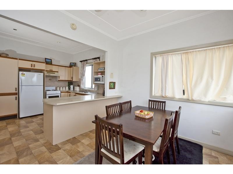20 Evans Street, Belmont NSW 2280