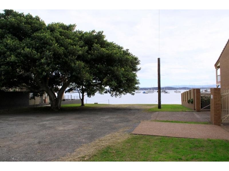 679 Pacific Highway, Belmont NSW 2280