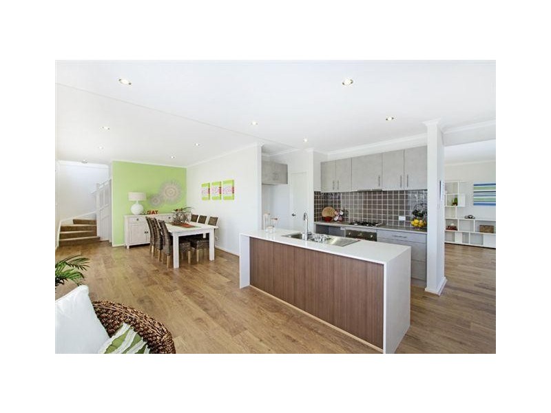 19/25-37 Laycock St, Carey Bay NSW 2283