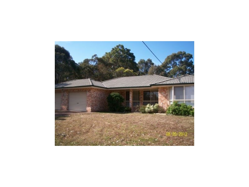 804 Macquarie Drive, Croudace Bay NSW 2280