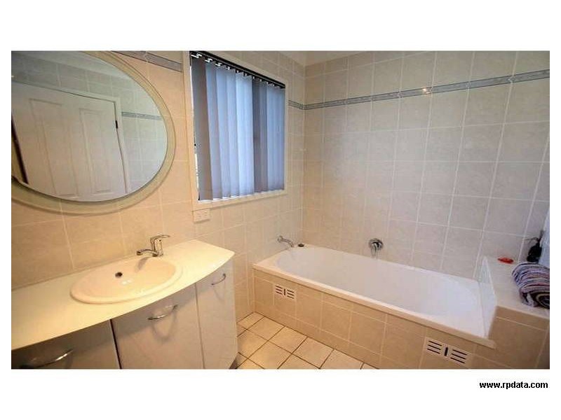 11 Steel Street, Redhead NSW 2290